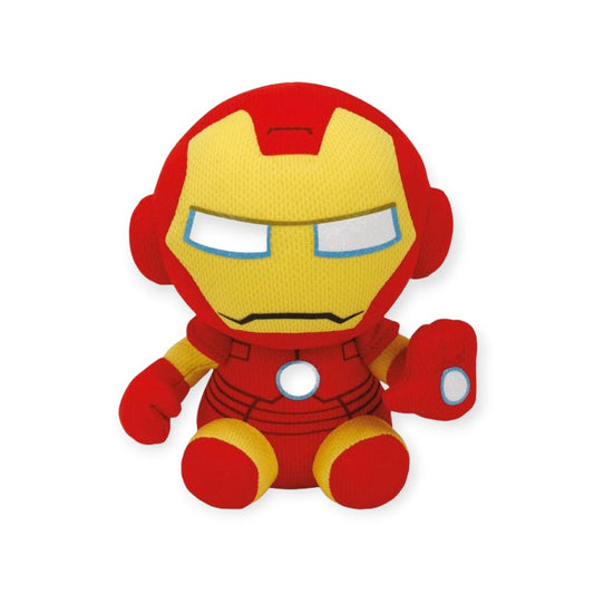 Bellissimo peluche originale Iron Man Marvel. Ottima idea regalo per gli appassionati dei supereroi. Qualità altissima e finitura perfetta dei dettagli.