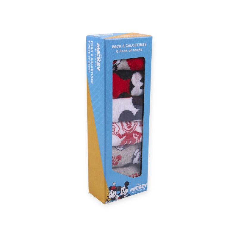Bellissimo set regalo composto da 5 paia di calzini in cotone per bambini a tema Disney. Ottima idea regalo per i piccoli appassionati di Mickey Mouse.