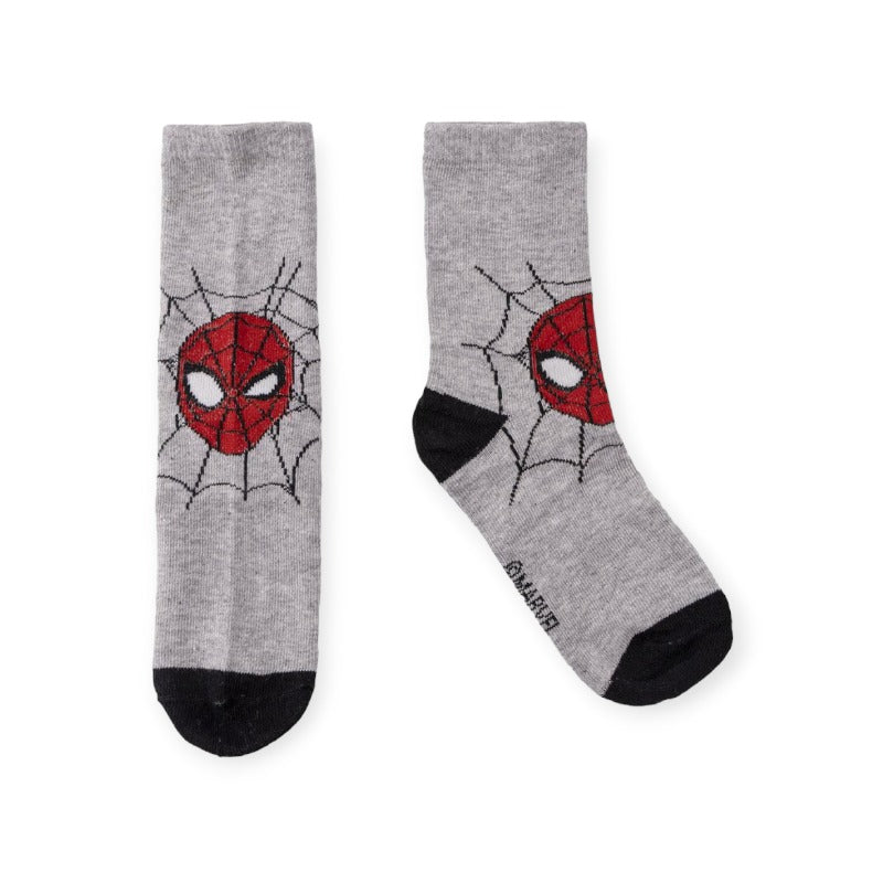 Bellissimo set di calzini colorati in cotone per bambini a tema Marvel Spiderman. Ogni coppia di calzini ha un colore differente. Scatola regalo inclusa.