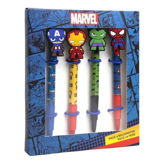 Bellissimo set composto da quattro penne a sfera Marvel con applicati i personaggi degli Avengers in 3D.