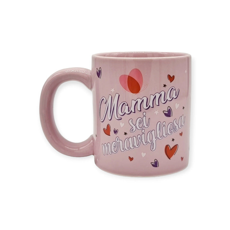 Fantastica tazza in ceramica rosa di altissima qualità. Design con cuoricini e scritta "Mamma sei meravigliosa". Ottima idea regalo per la festa della mamma. Retro