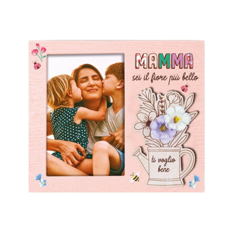 Bellissima cornice 3d per la festa della mamma con fiori e la scritta "Sei il fiore più bello"