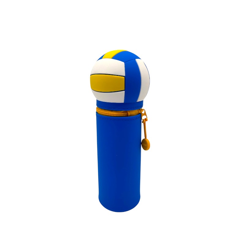 Astuccio kawaii pallavolo I-Total — silicone blu, pallone volley 3D in cima, zip gialla. Regalo originale per bambine e ragazze appassionate di sport.
