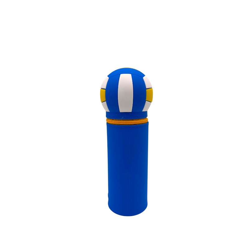Astuccio kawaii pallavolo I-Total — silicone blu, pallone volley 3D in cima, zip gialla. Regalo originale per bambine e ragazze appassionate di sport.