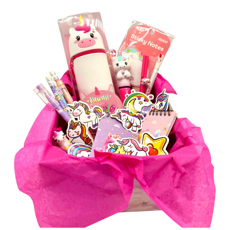 Box regalo unicorno Viano Shop — 23 pezzi cartoleria kawaii Legami e I-Total, già confezionato. Regalo compleanno perfetto per bambine. 