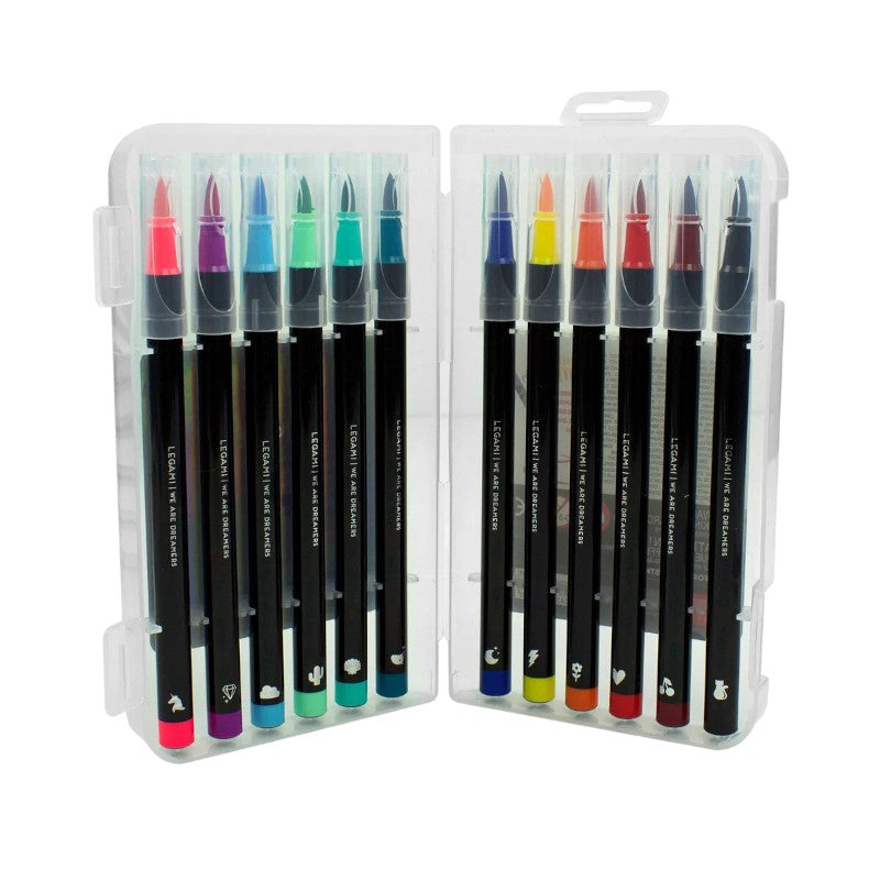 Brush pen Legami 12 colori neon: punta pennello soft, inchiostro acqua e custodia rigida inclusa. Perfette per lettering, calligrafia e bullet journal!