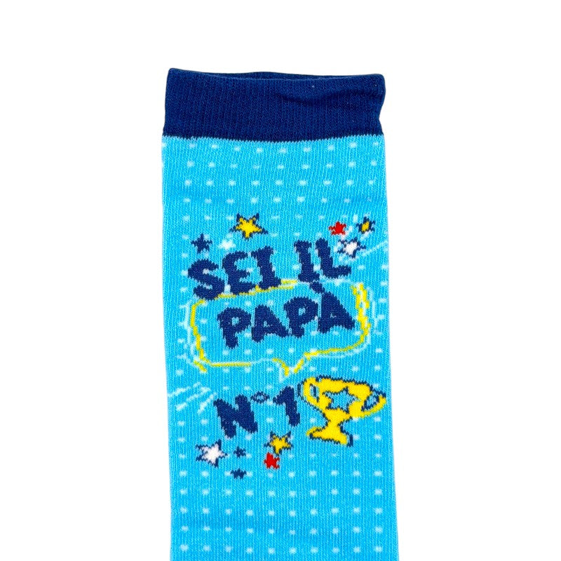 Bellissime calze regalo per la festa del papà, azzurre con la scritta "Sei il papà n1"