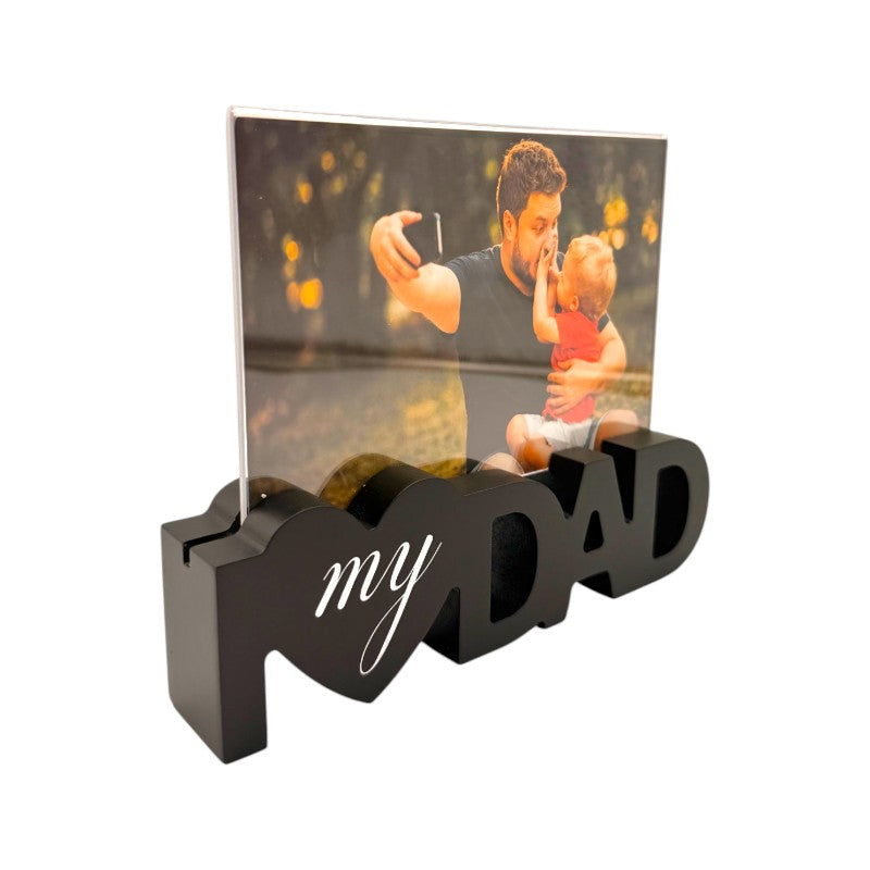 Cornice portafoto in legno con la scritta "I love my dad" perfetta per la festa del papà