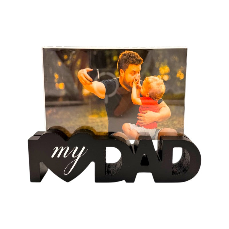 Cornice portafoto in legno con la scritta "I love my dad" perfetta per la festa del papà