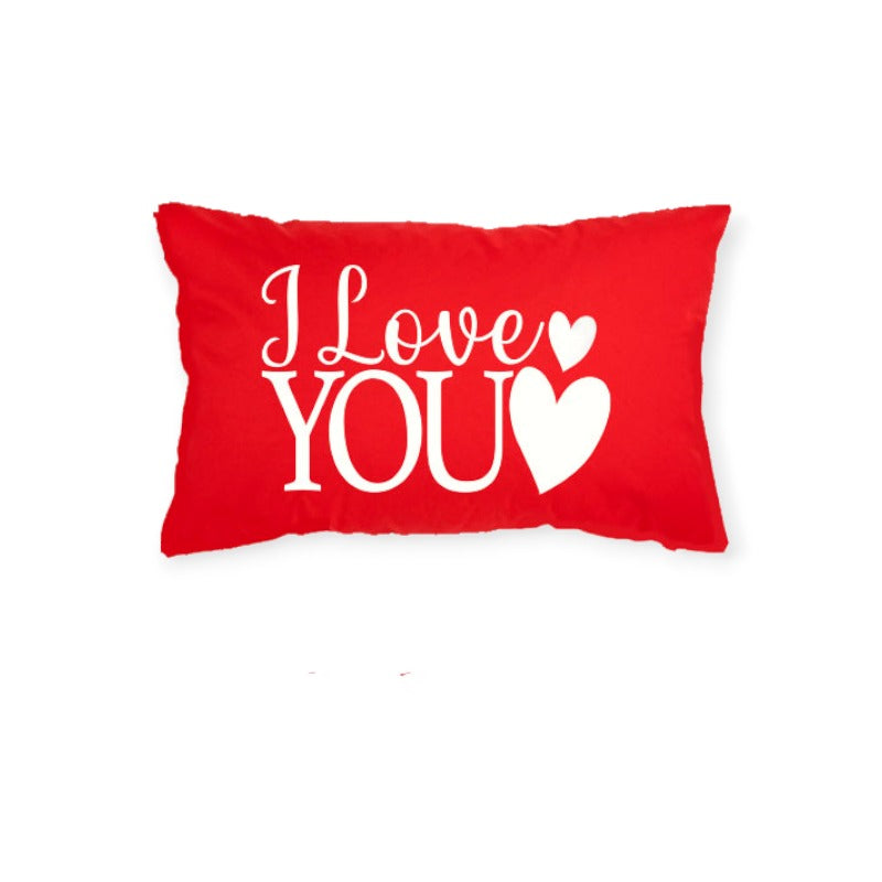 Cuscino rosso rettangolare 50x30cm con scritta bianca "I Love You" e cuori bianchi. Ottima idea regalo innamorati San Valentino Amore