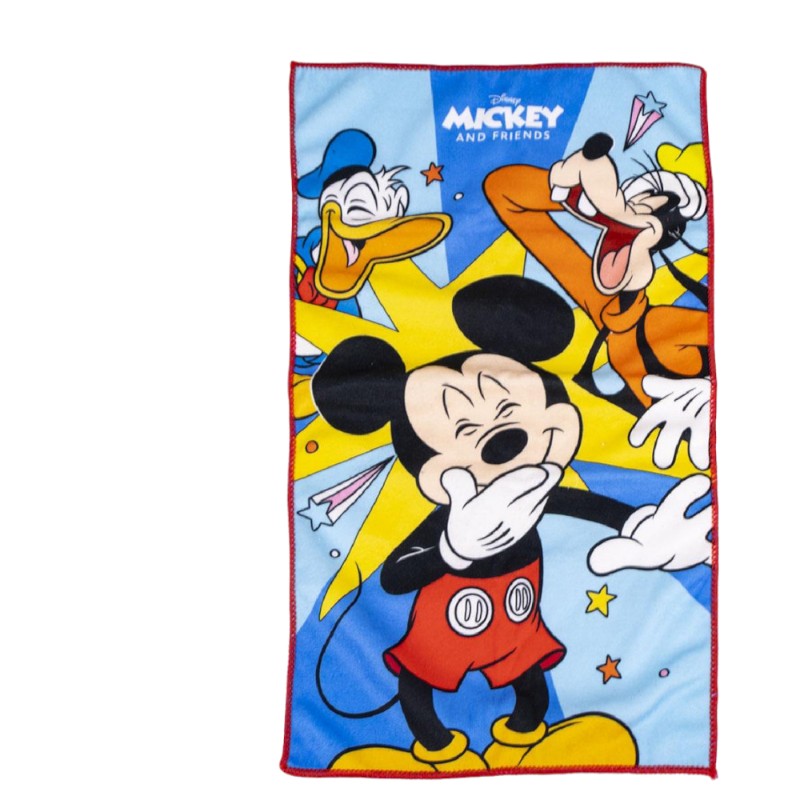 Bellissimo set da viaggio a tema Disney composto da: Beauty Bag, Spazzola, Bicchiere e Asciugamano