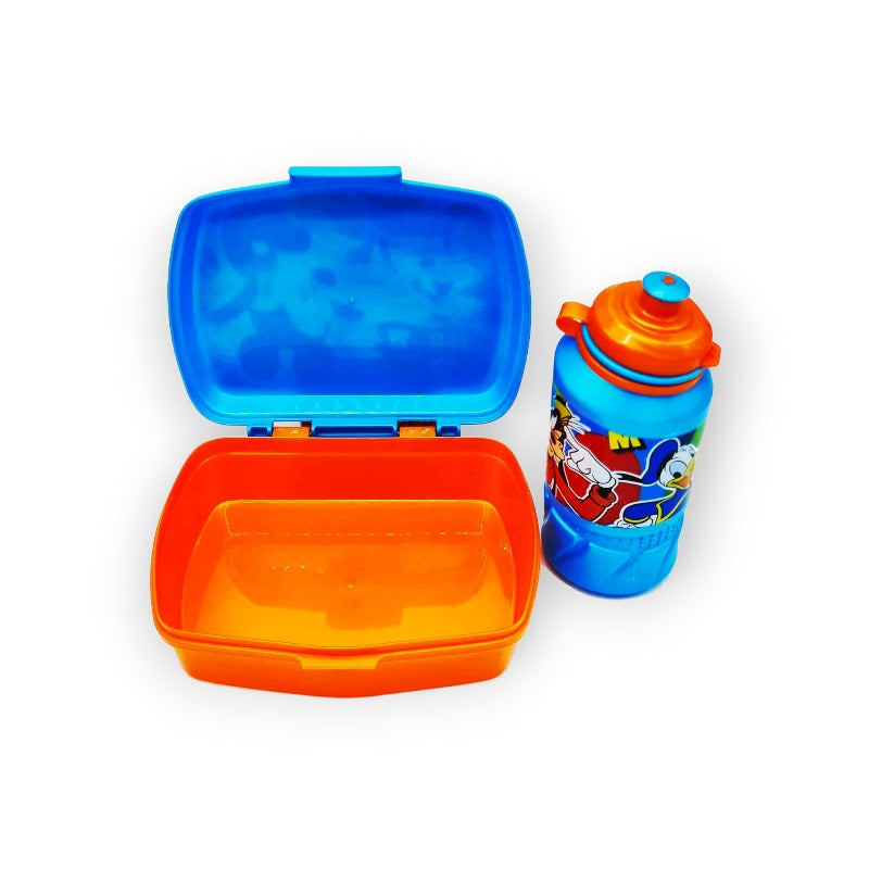 Fantastico kit merenda Disney composto da 1 borraccia in plastica da 420ml ed 1 portamerenda. Tema Topolino