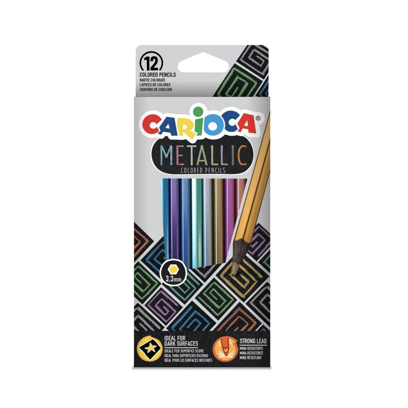 12 matite colorate metalliche Carioca: mina resistente 3,3mm, colori coprenti, ideali per superfici scure. Facili da temperare. Perfette per arte e scuola!