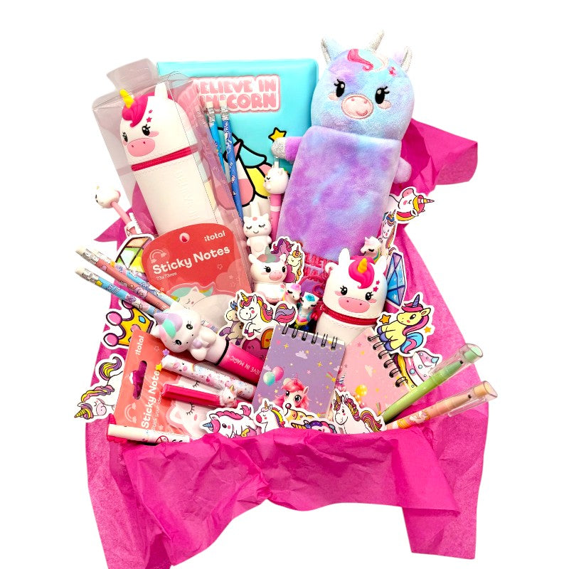 Maxi Box Regalo Unicorno Viano Shop — 46 pezzi cartoleria kawaii Legami e I-Total, scatola regalo, spedizione gratuita. Il regalo più magico per bambine. 