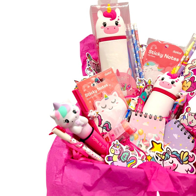 Mega Box Regalo Unicorno Viano Shop — 35 pezzi cartoleria kawaii Legami e I-Total, spedizione gratuita. Il regalo compleanno più magico per bambine. 