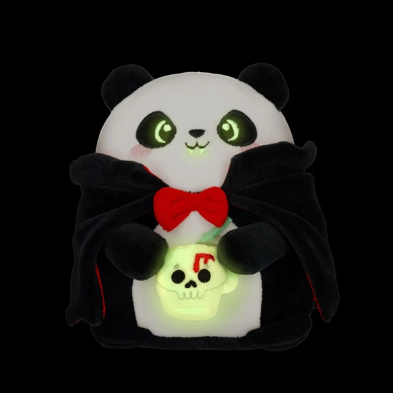 Peluche Super Soft Legami Panda Vampiro: mantello, papillon, dettaglio tazza teschio. Il pupazzo Halloween da abbracciare! Scoprilo ora