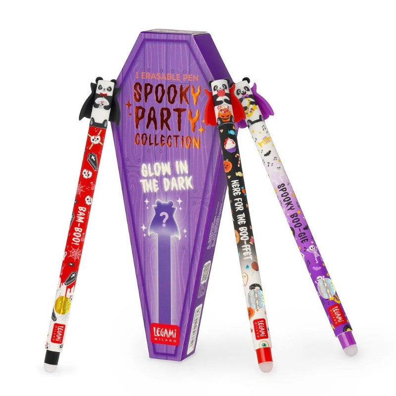 Penna cancellabile Legami Spooky Party Collection: blind box a sorpresa, topper panda glow in the dark. 1 su 25 è Gold Edition! Scoprila