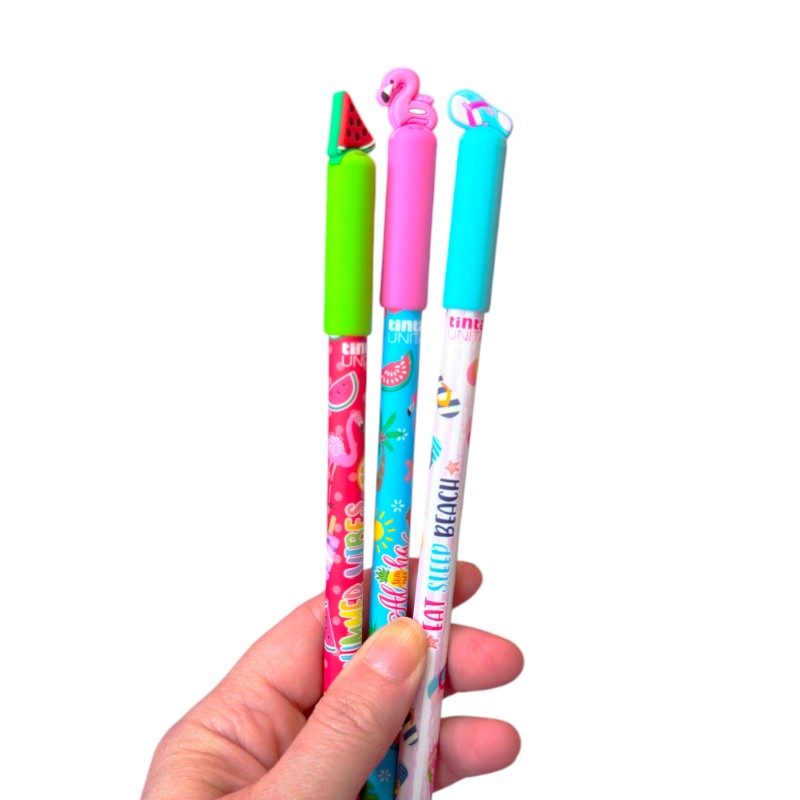 Set 3 penne cancellabili Tinta Unita Hello Summer Beach: tappi fenicottero, anguria e infradito, refill incluso. Limited edition estiva