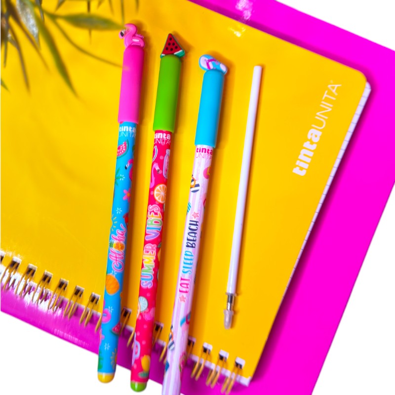 Set 3 penne cancellabili Tinta Unita Hello Summer Beach: tappi fenicottero, anguria e infradito, refill incluso. Limited edition estiva