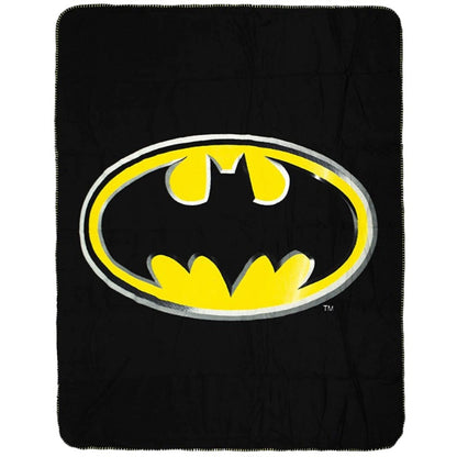 Bellissima coperta invernale in pile a tema Batman. Design completamente nero con logo di batman in centro