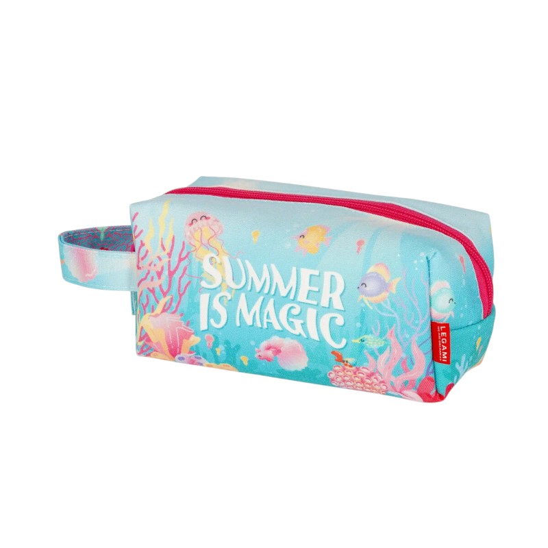 Pochette termica spiaggia Legami Summer is Magic 18x14cm: cotone canvas + interno EVA, zip fucsia, laccetto. Protegge creme e smartphone dal caldo. Scoprila!
