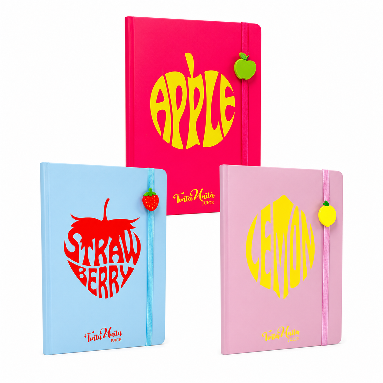 Quaderno A5 Tinta Unita Juice: copertina rigida profumata, fogli bianchi ed elastico con charm. Limited edition in 3 varianti frutta. 
