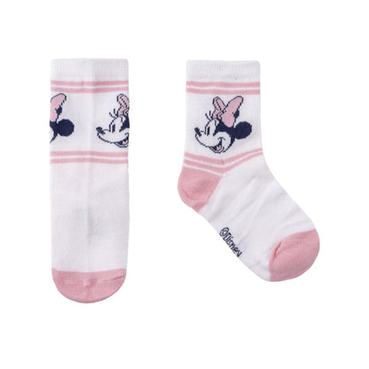 Bellissimo set regalo composto da 5 paia di calzini colorati in cotone a tema Disney Minnie Mouse. Questo kit è una perfetta idea regalo per le piccole amanti di Minnie.