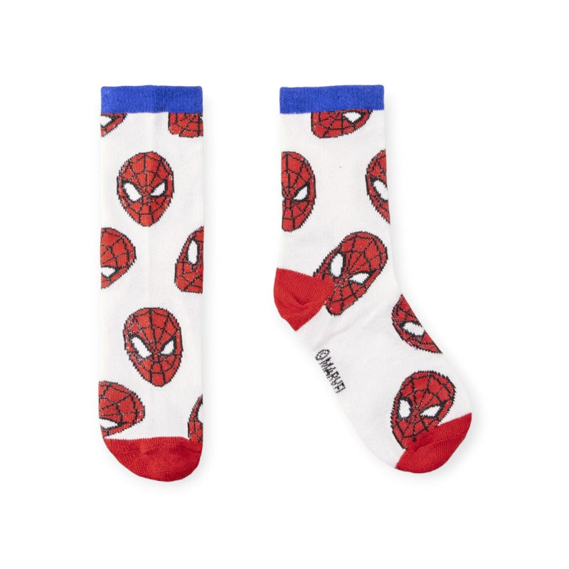 Bellissimo set di calzini colorati in cotone per bambini a tema Marvel Spiderman. Ogni coppia di calzini ha un colore differente. Scatola regalo inclusa.