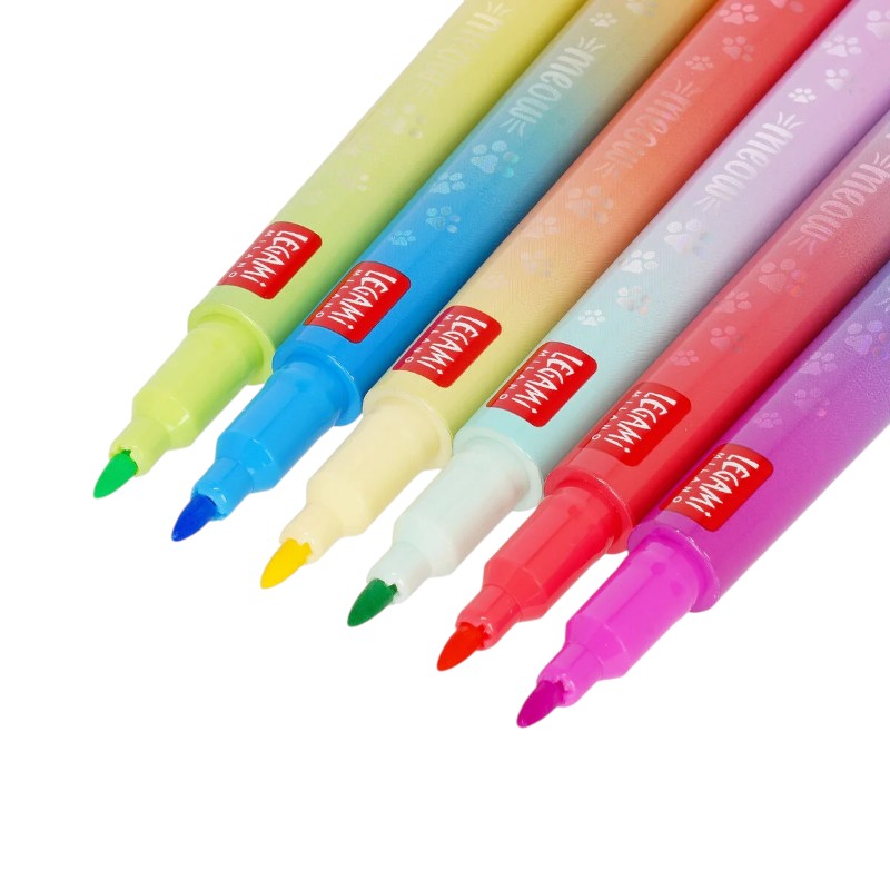 Set 6 pennarelli doppia punta Legami Meow — base glitter + top colore sovrascrivibile, inchiostro acqua, impugnatura triangolare. Regalo creativo kawaii