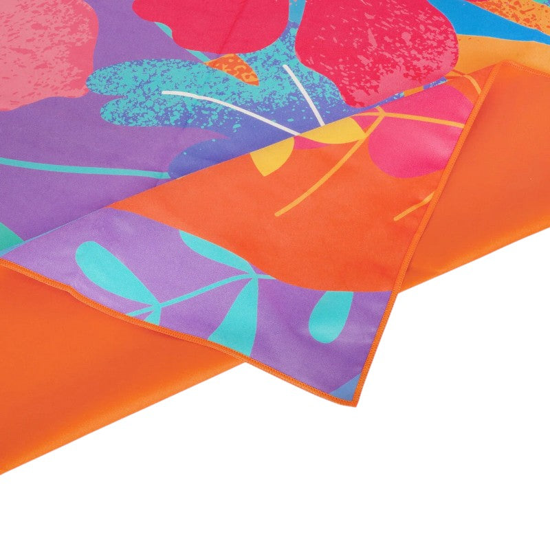 Telo mare Legami Tropicana Dream 180x85cm: poliestere e poliammide asciugante, 331g, design floreale tropicale esplosivo. Il telo spiaggia più esotico!
