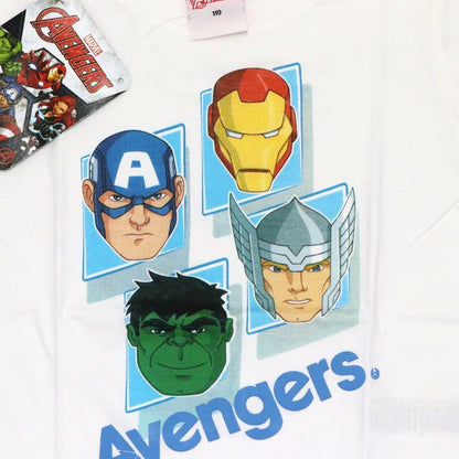 t-shirt per bambini grigia con disegnati i volti dei 4 avengers.