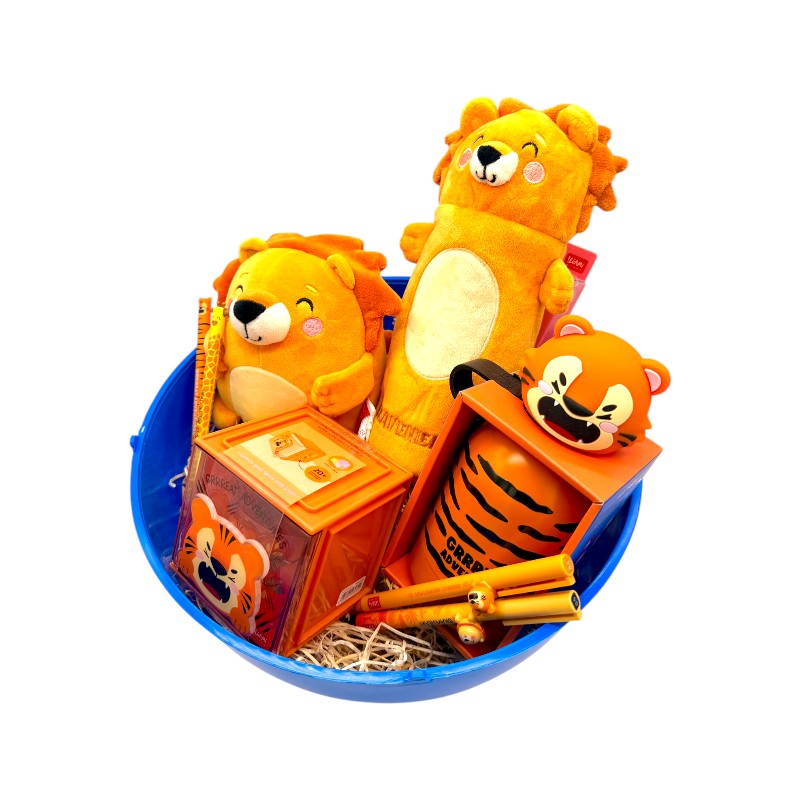 Maxi uovo di pasqua pieno di prodotti legami tutti a tema animali della savana