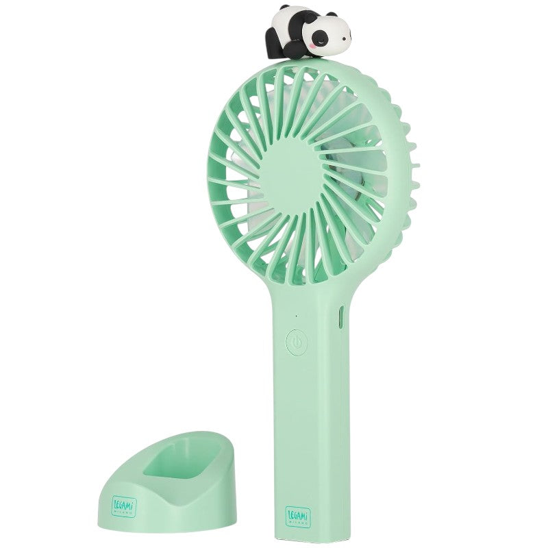 Ventilatore portatile ricaricabile Legami Panda: 3 velocità, base scrivania, USB incluso, 2h autonomia. Design panda kawaii verde menta. Fresco e adorabile!
